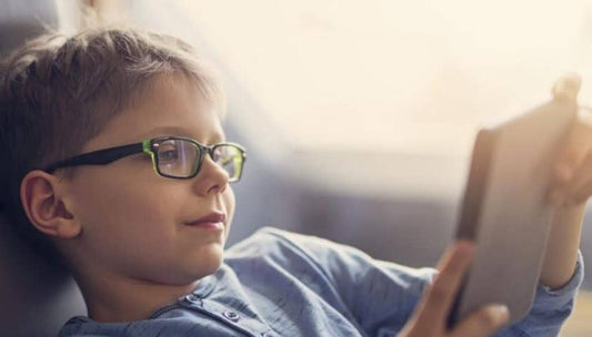 Interneto ir ekranų saugumas vaikams: ką svarbu žinoti tėvams