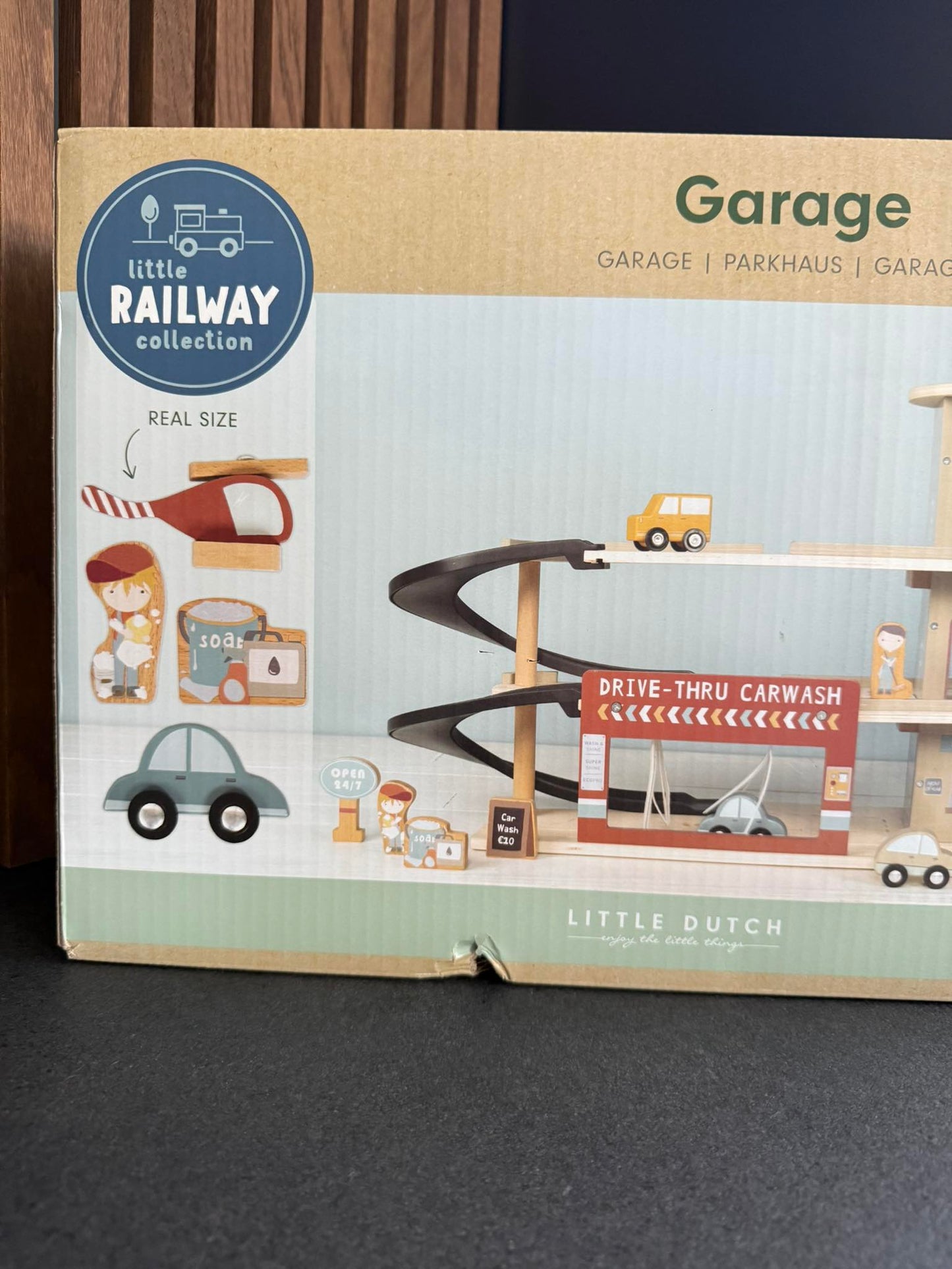 Little Dutch Railway Collection – garažas (pažeista pakuotė)