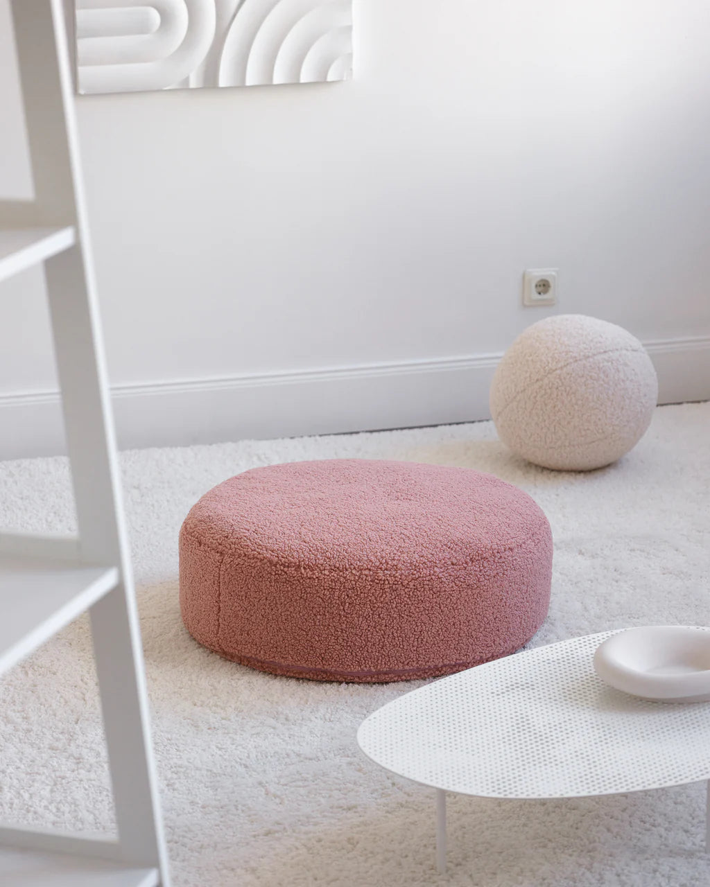 WIGIWAMA apvalus pufas Guava Ottoman