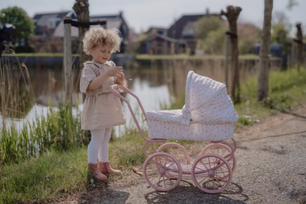 Little Dutch metalinis lėlės vežimėlis su lopšiu SOFT FLOWERS