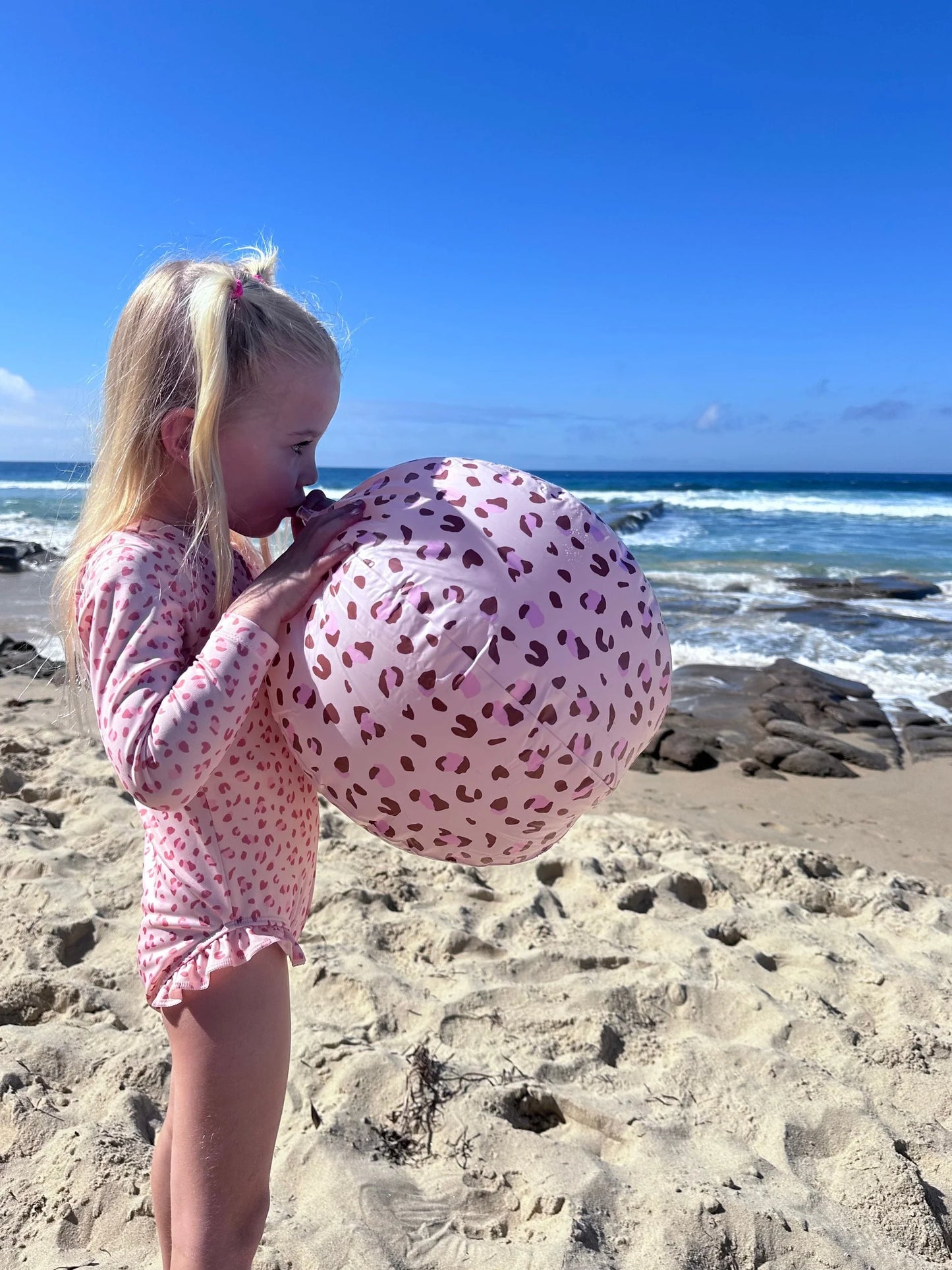 Pripučiamas paplūdimio kamuolys OLD PINK LEOPARD, Ø 51cm