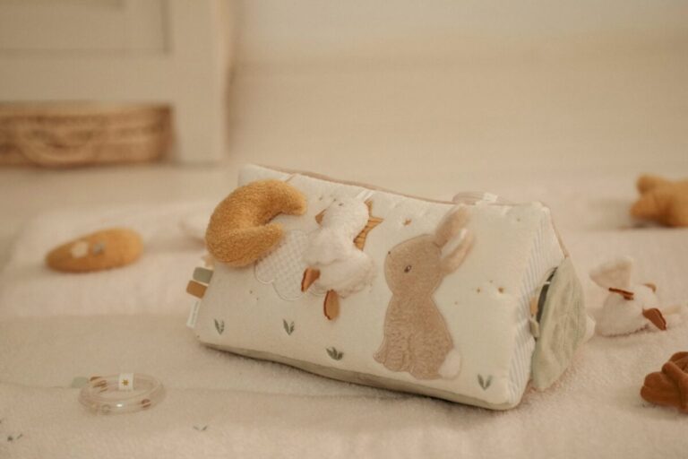 Little Dutch lavinančių žaidimų trikampis NEWBORN NATURALS