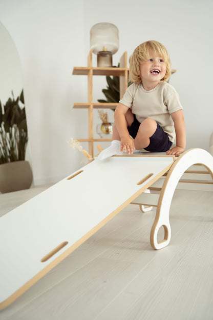 Montessori sūpynės su rankenomis ir čiuožykla/laipiojimo siena SMALL LADDER