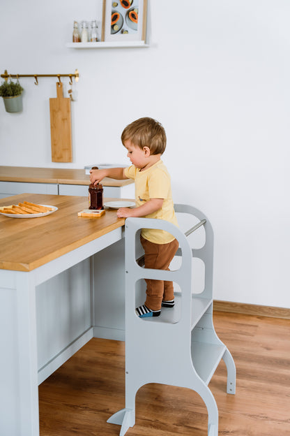 Medinis Montessori bokštelis STEP UP, pilkas