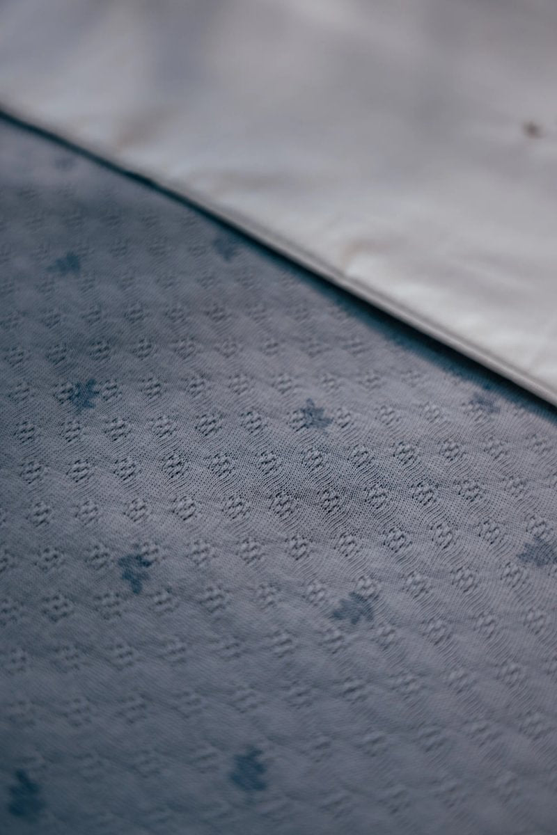 Little Dutch vaikiškos lovelės užtiesalas PURE Denim Blue 110×140 cm