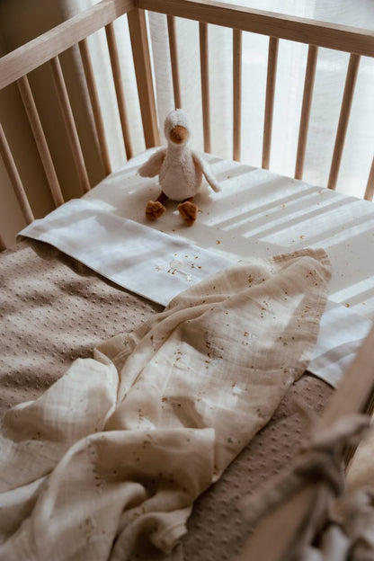 Little Dutch lovelės paklodė su guma Mėnulis ir žvaigždės 60x 120 cm