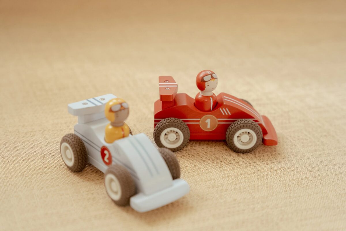 Little Dutch lenktyniniai automobiliai, 2 vnt.,