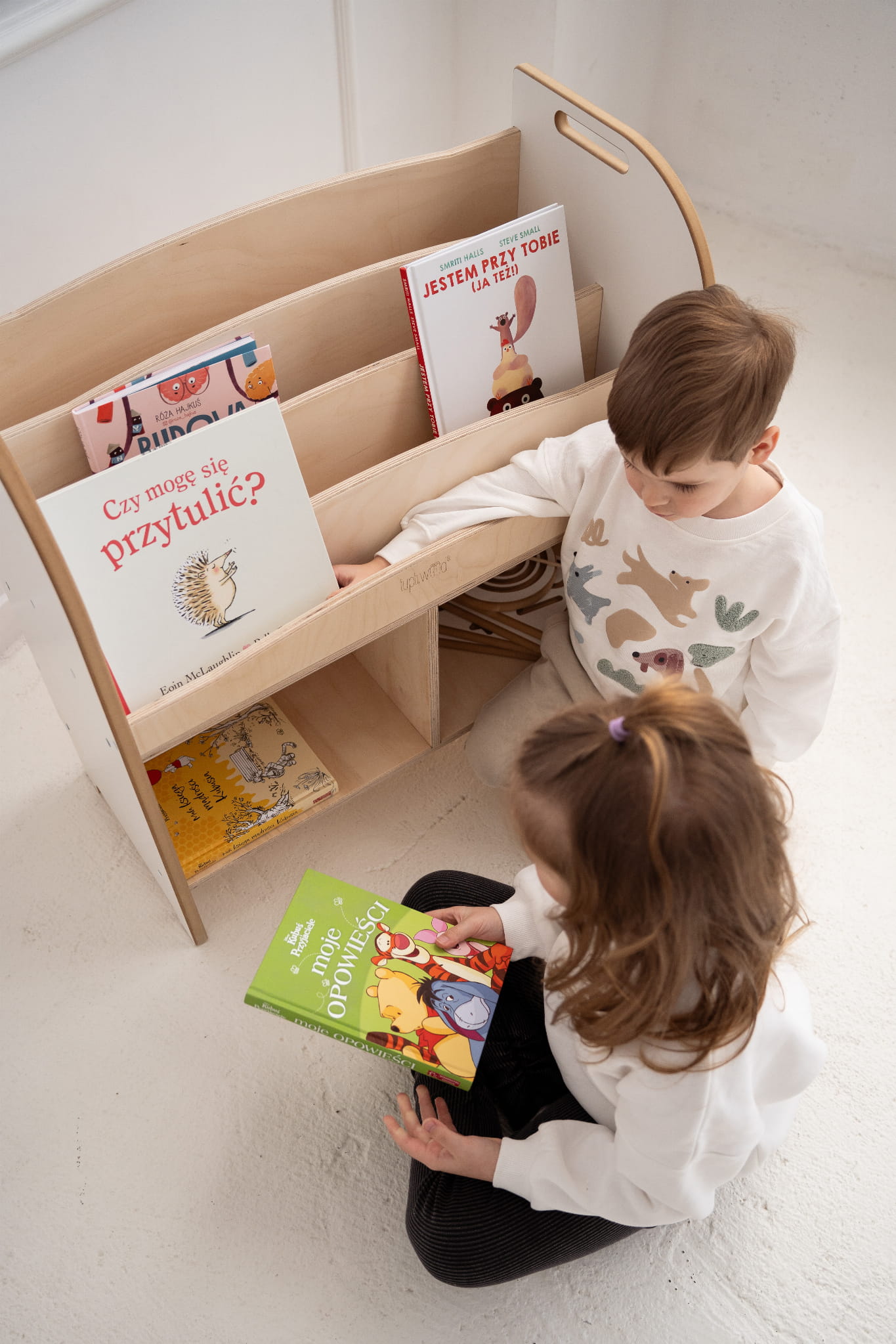 Montessori knygų lentyna SMART